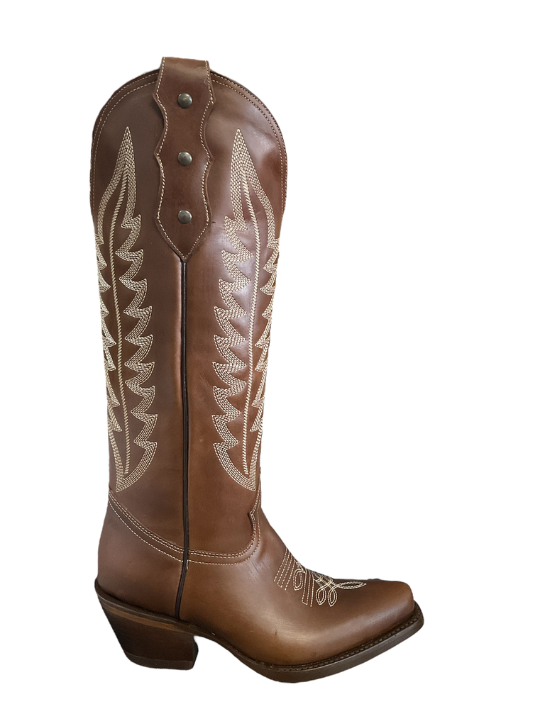 BOTA RODEO SHEDRON PULL UP H/CHIHUHUA T/BORDADO T/CUBANO S/CUERO  