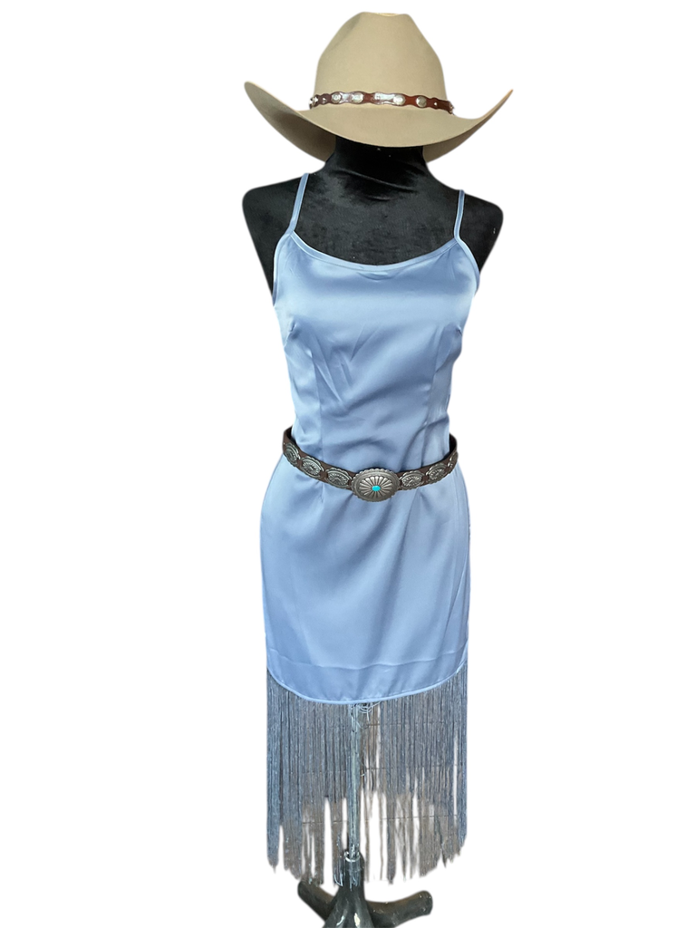 VESTIDO SATINADO BARBAS