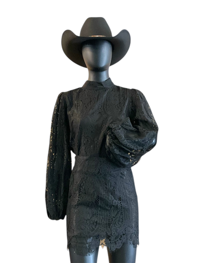 CONJUNTO ENCAJE BLUSA Y FALDA  